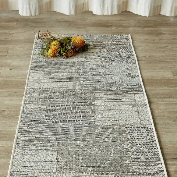 Picture of 4.00 x 2.68 Vintage Patchwork Outdoor Rug