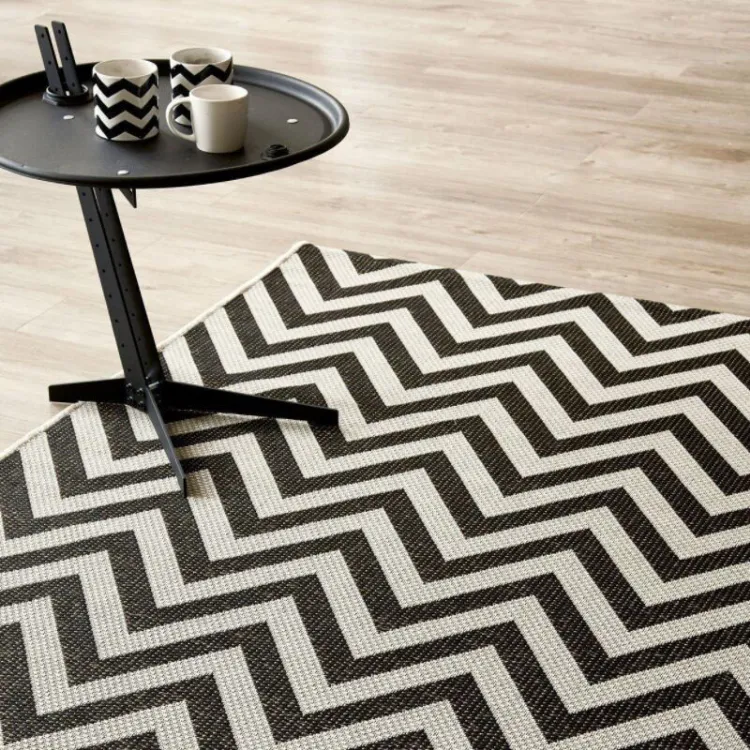 HERRINGBONE BLACK RUG