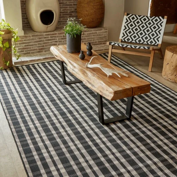 Picture of 4.00 x 1.85 Plaid Check Black Outdoor Rug