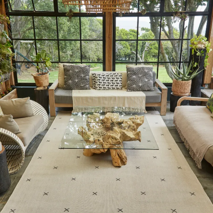 Picture of SMALL CROSS LIGHT GREY