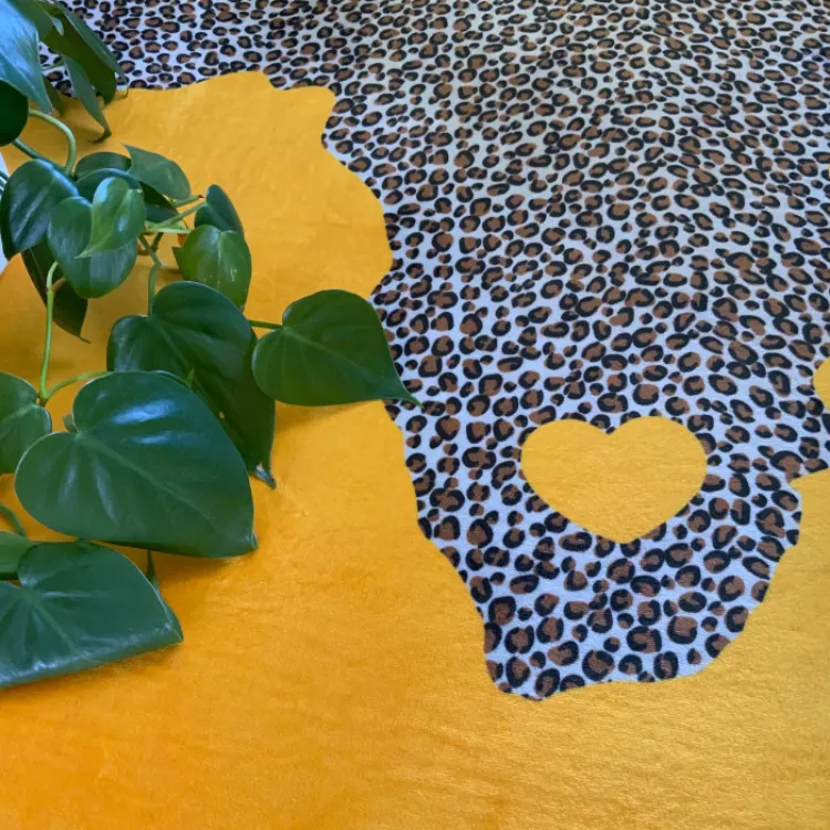 Picture of Africa Animal Print Yellow Round Printed Rug