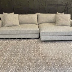 Picture of CROWN RUG (PREMIUM)