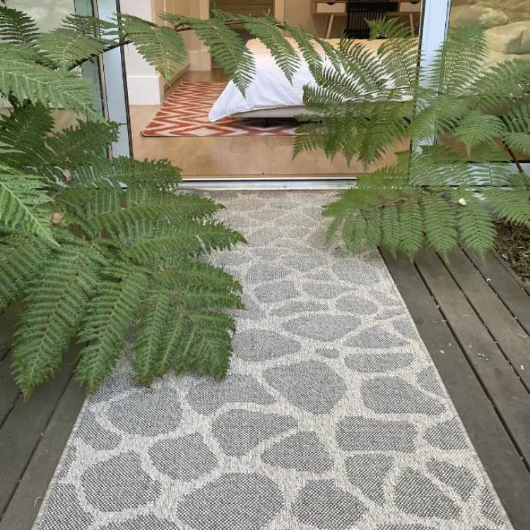 Picture of GIRAFFE ACACIA OUTDOOR RUG