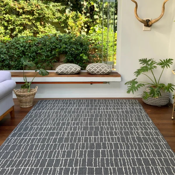 Picture of 3.00 x 3.96 Stacks Grey Outdoor Rug 