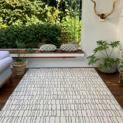Picture of 3.00 x 3.96 Stacks Grey Outdoor Rug 