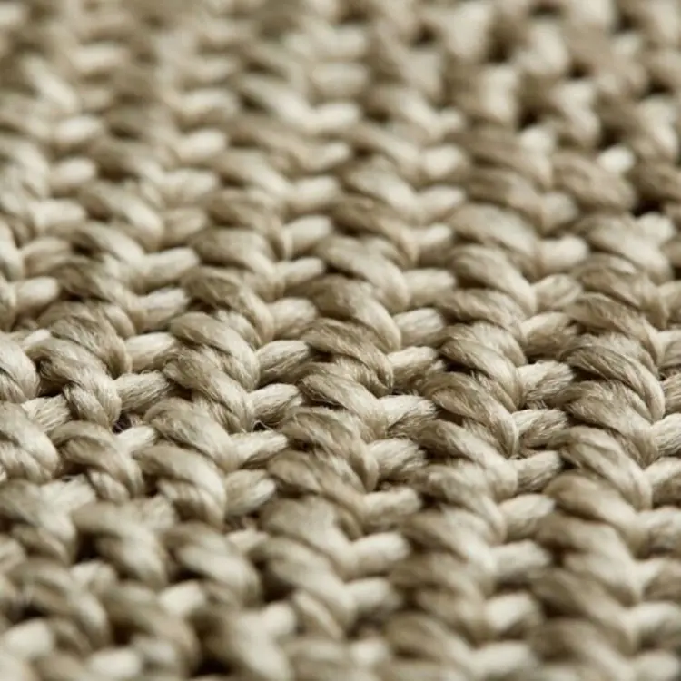 Picture of 4.00 x 2.85 Natural Look Weave Silver Outdoor Rug