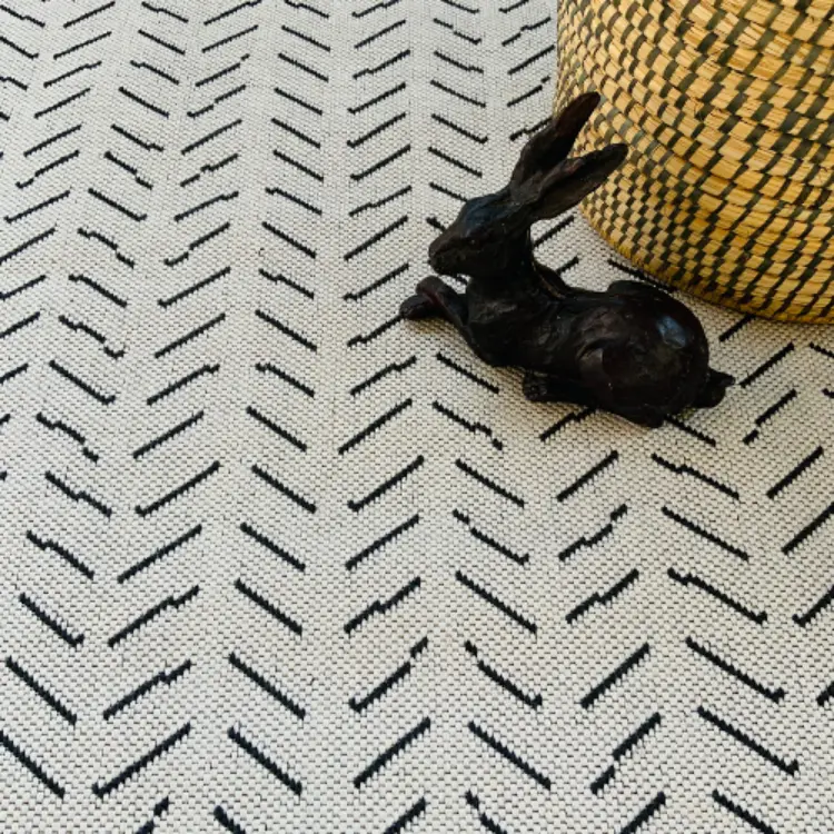 Picture of 3.96 x 1.20 Peaks Mono Factory Shop Outdoor Rug