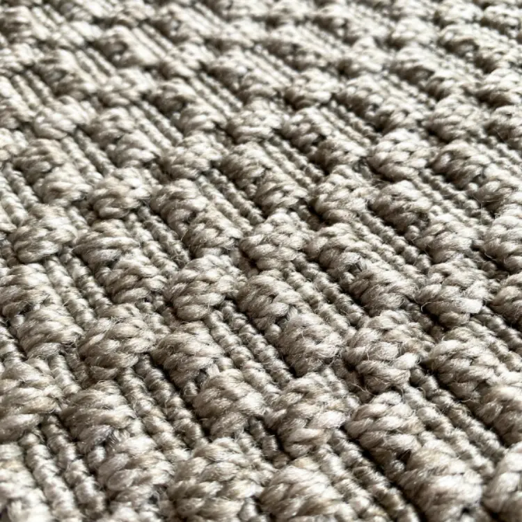 Picture of 0.80 x 3.00 Knotted Pewter Medium Outdoor Runner